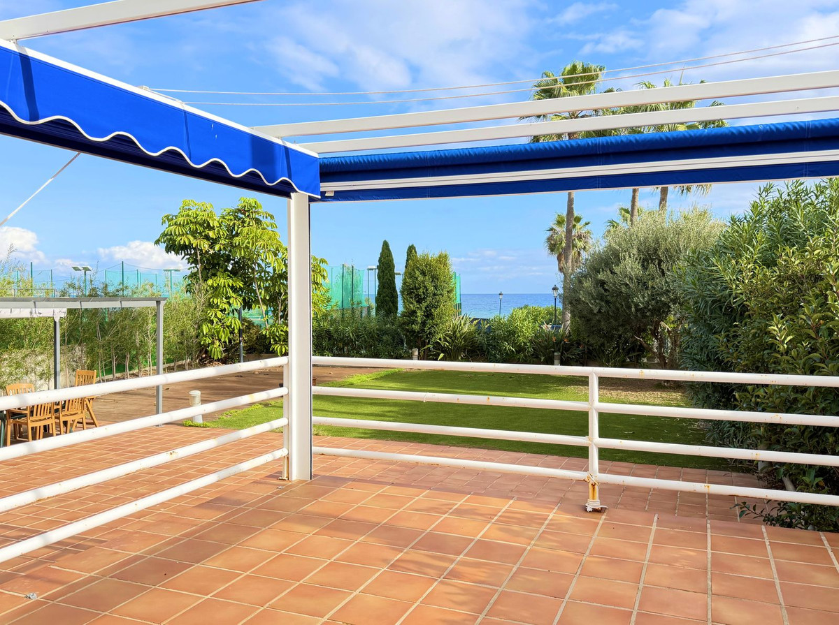 Appartement te koop in San Luis de Sabinillas | 3 slaapkamers H5255581