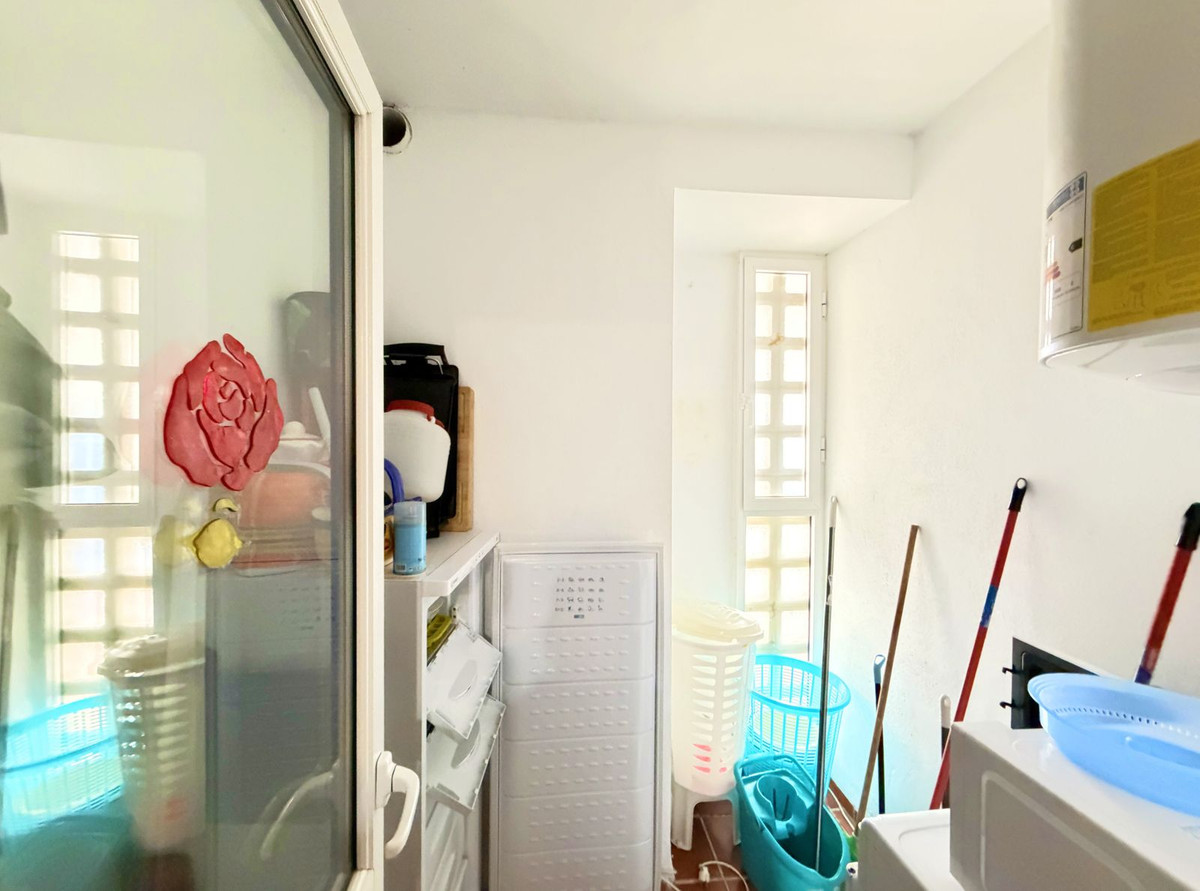 Appartement te koop in San Luis de Sabinillas | 3 slaapkamers H5255581