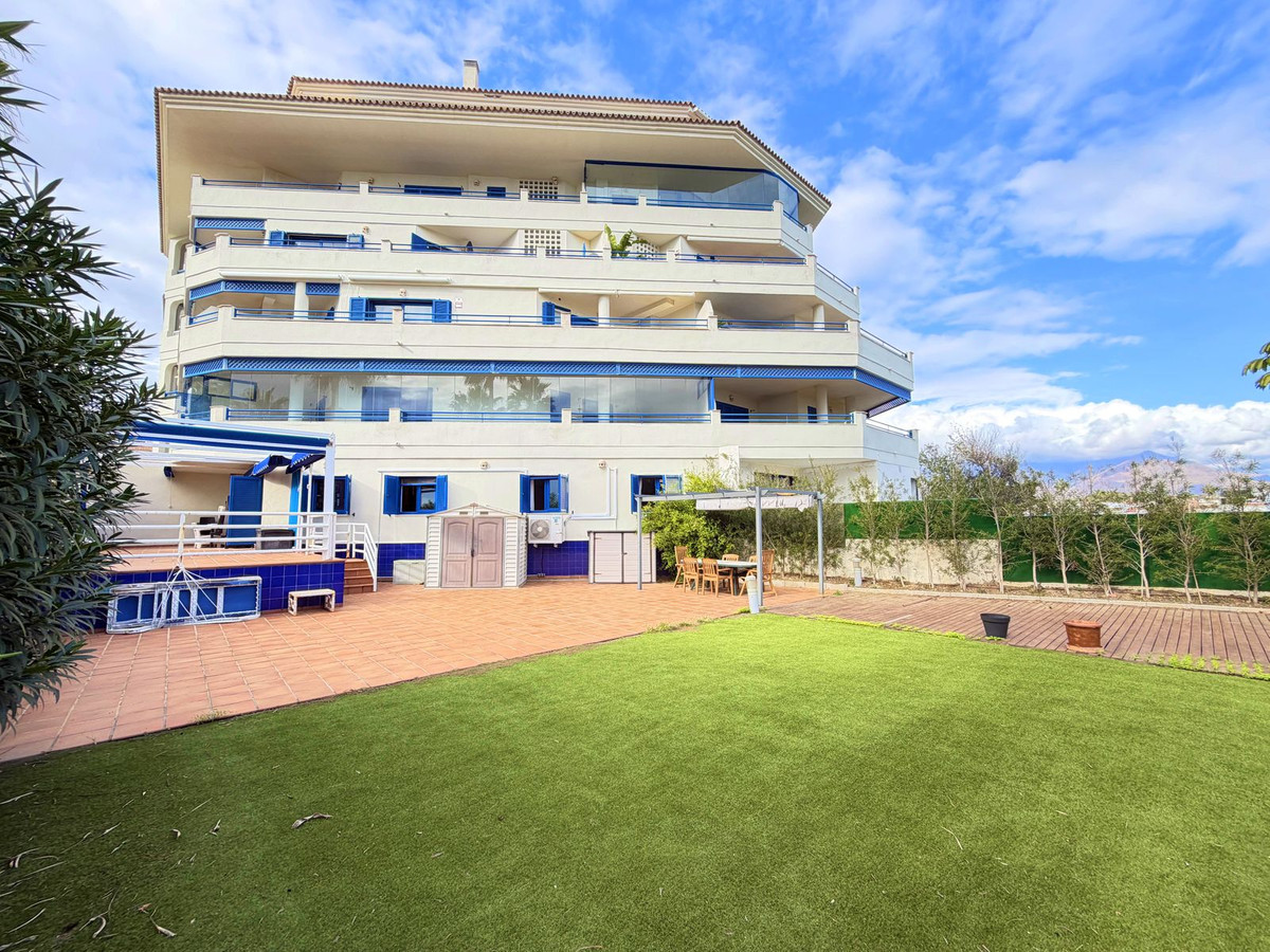 Appartement te koop in San Luis de Sabinillas | 3 slaapkamers H5255581