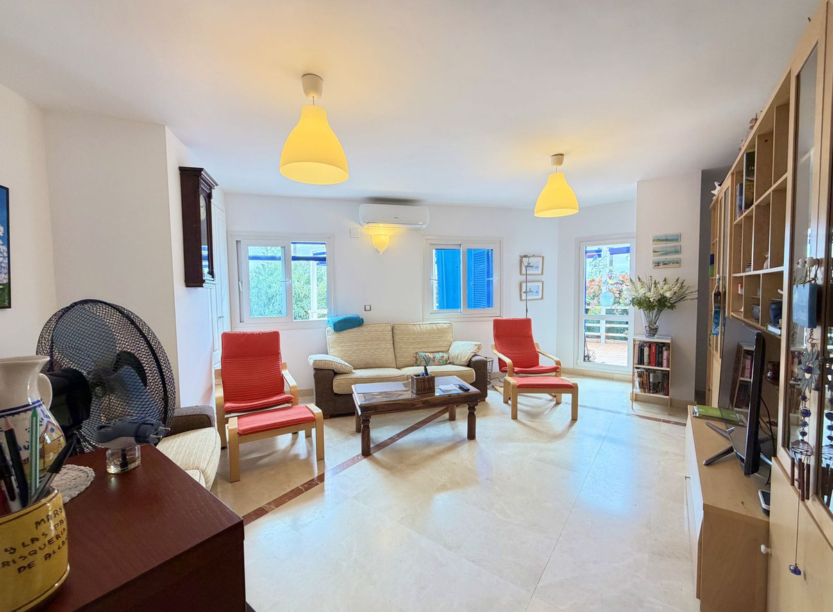 Appartement te koop in San Luis de Sabinillas | 3 slaapkamers H5255581