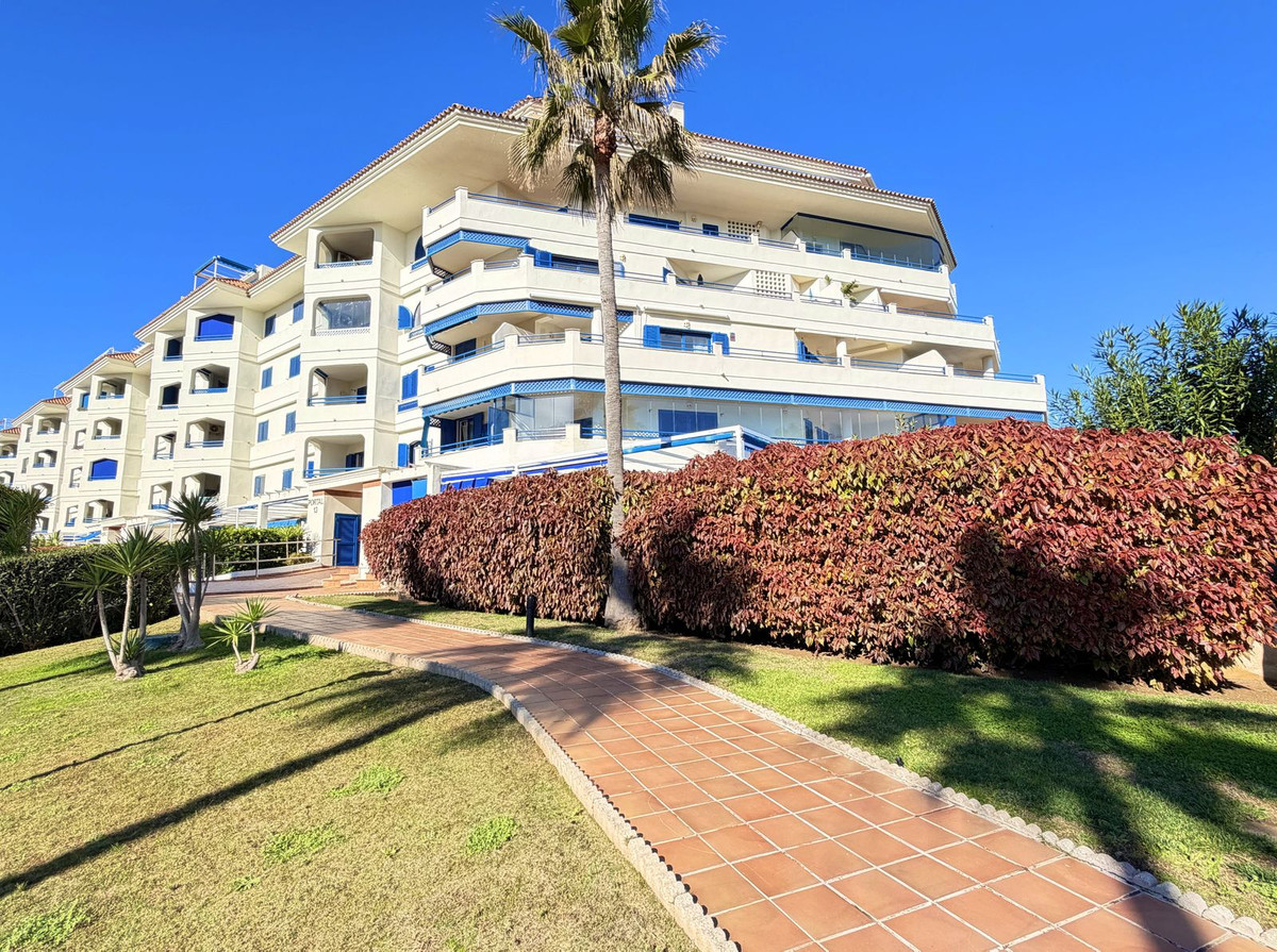 Appartement te koop in San Luis de Sabinillas | 3 slaapkamers H5255581