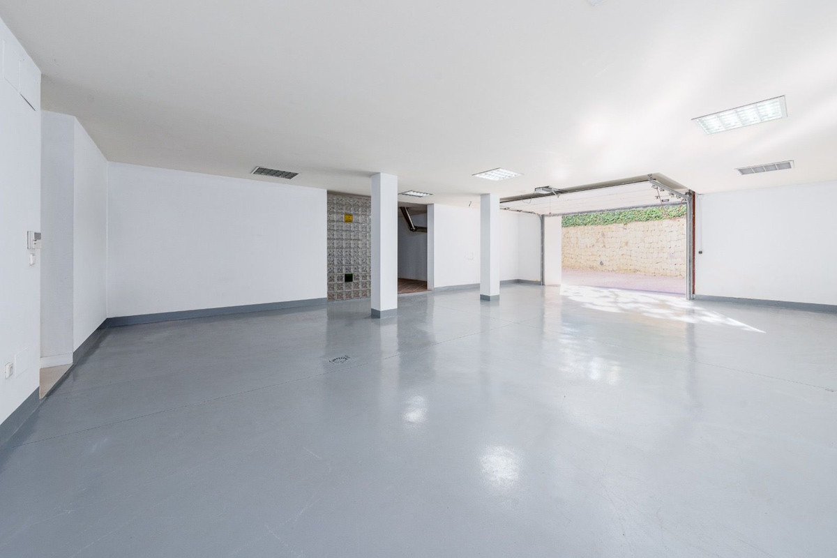 Huis te koop in Sierra Blanca | 6 slaapkamers H5293477