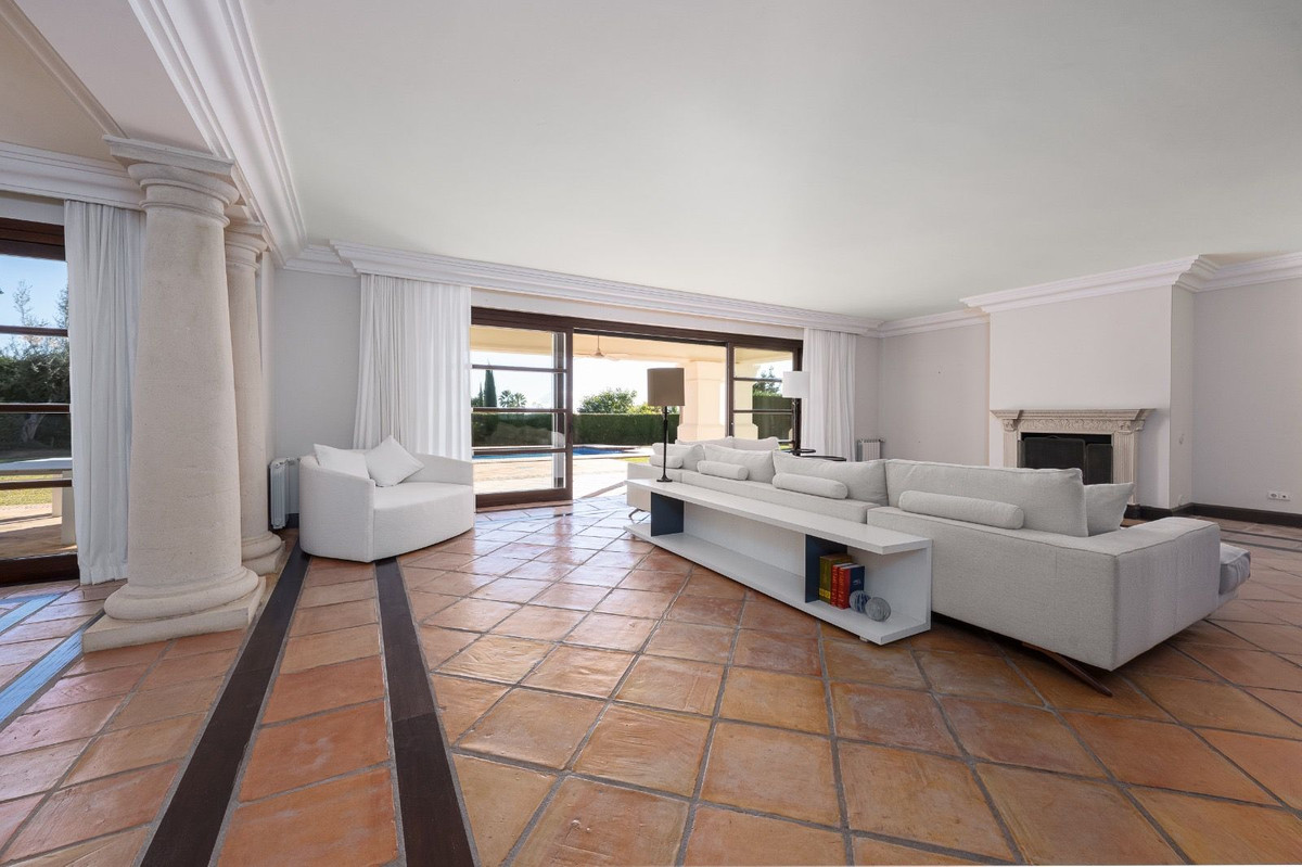 Huis te koop in Sierra Blanca | 6 slaapkamers H5293477