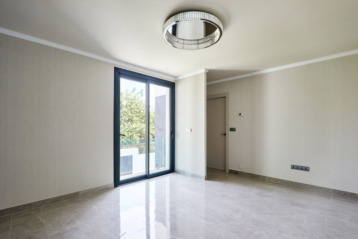 Property main view 30