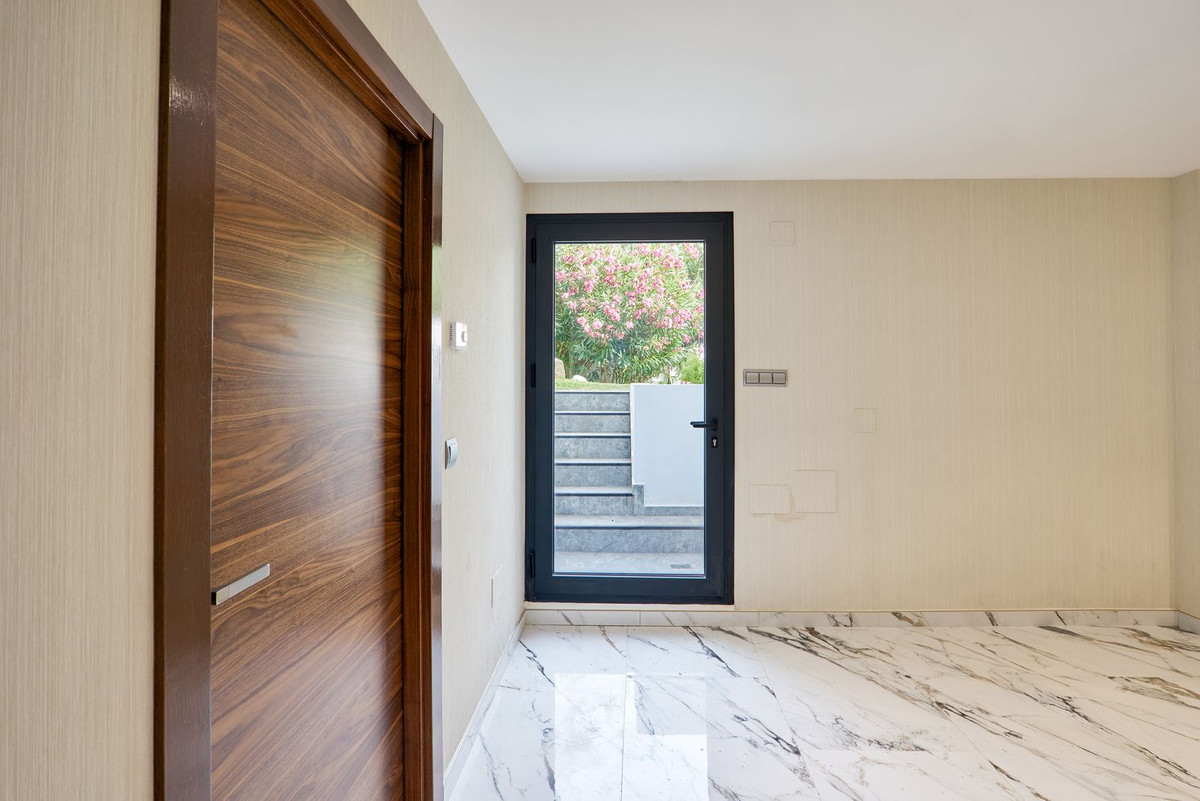 Property main view 50