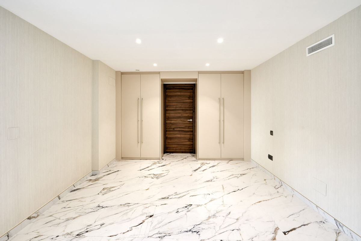 Property main view 51