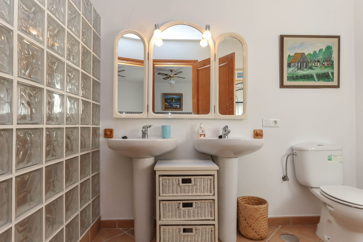 Property main view 42