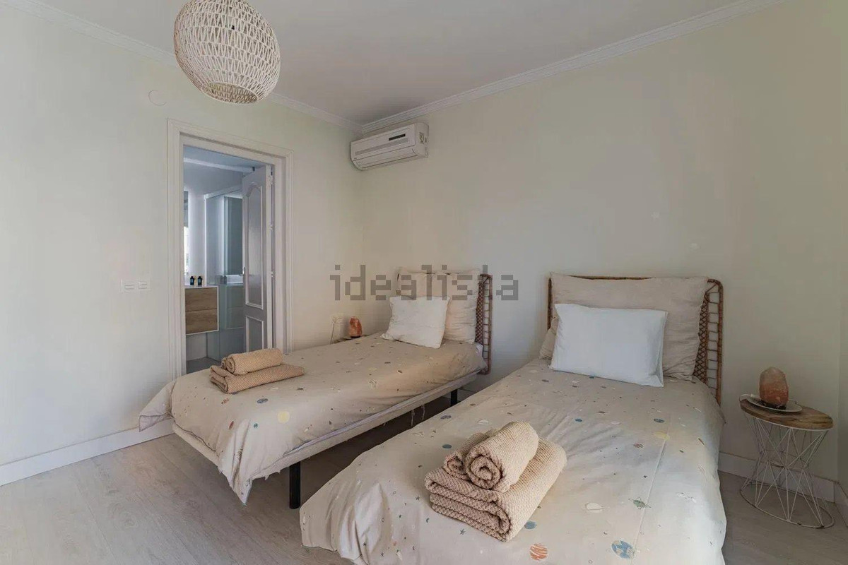 Property main view 33
