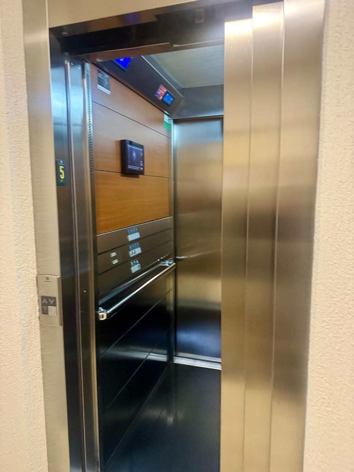 Property main view 30