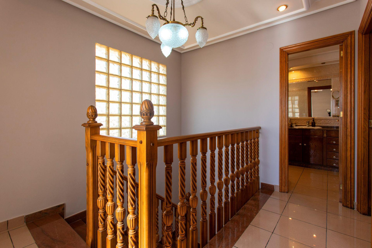 Restaurant te koop in Torrevieja | 4 slaapkamers H5484781