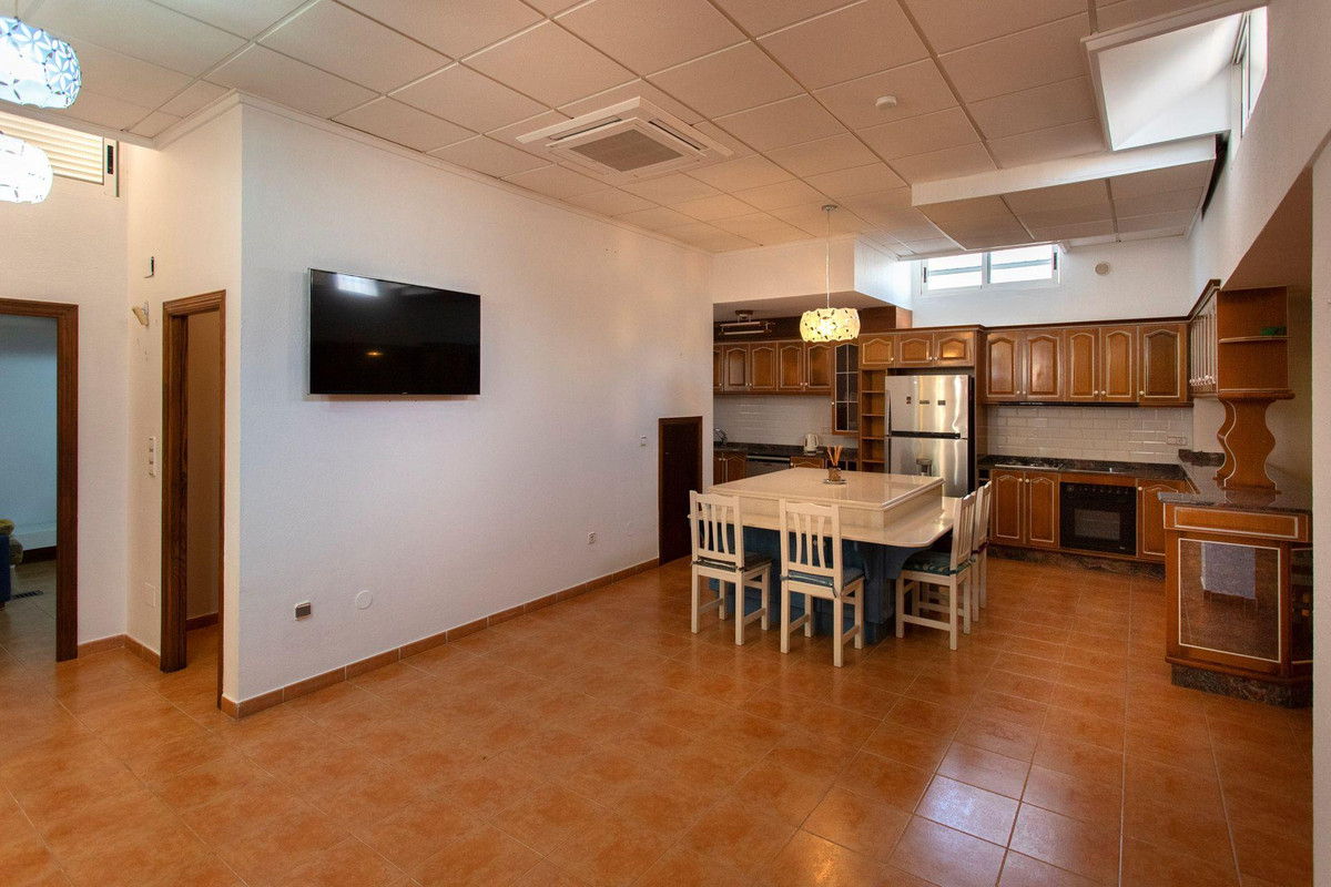 Restaurant te koop in Torrevieja | 4 slaapkamers H5484781