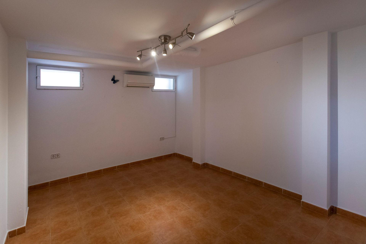 Restaurant te koop in Torrevieja | 4 slaapkamers H5484781