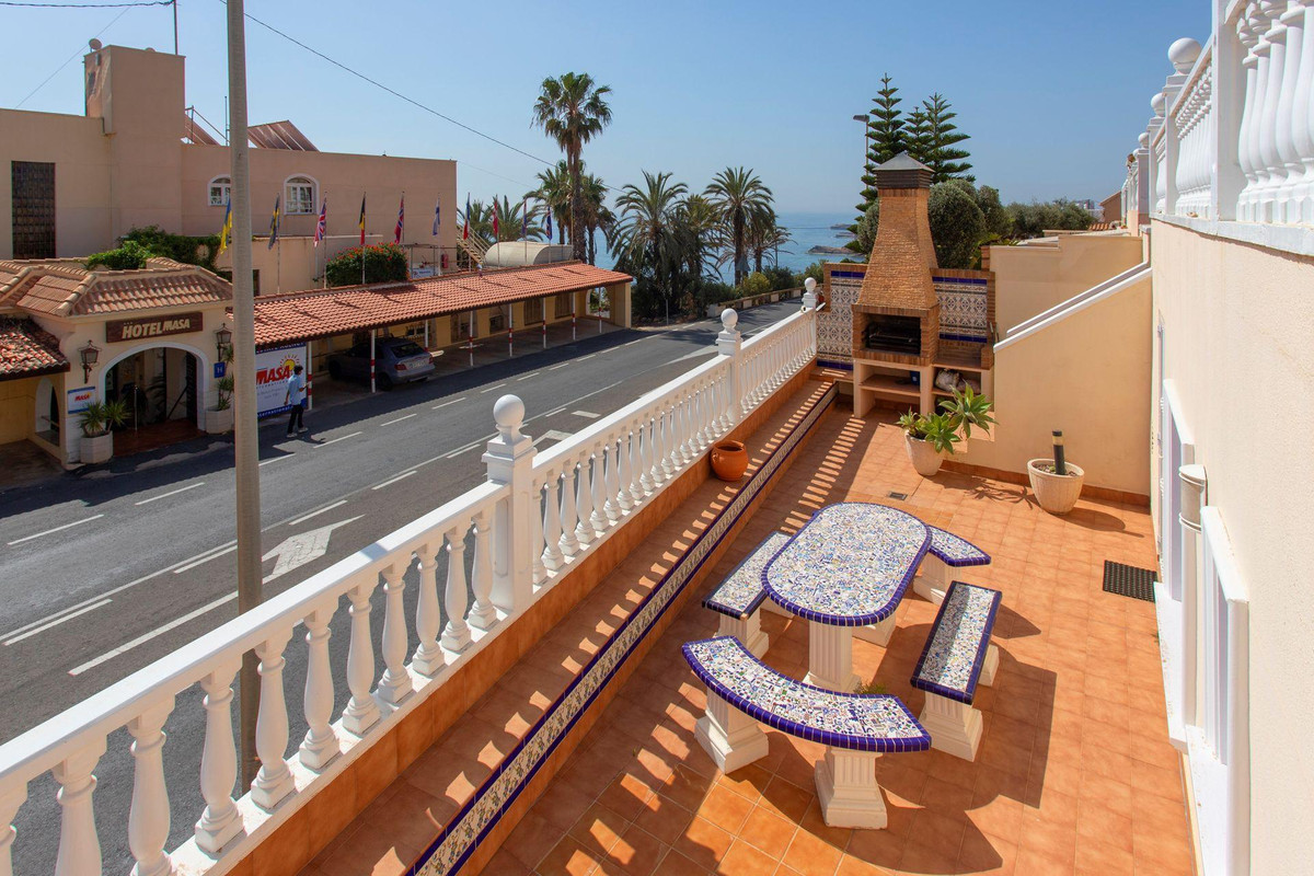 Restaurant te koop in Torrevieja | 4 slaapkamers H5484781