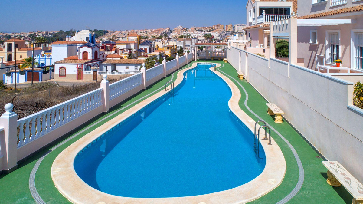 Restaurant te koop in Torrevieja | 4 slaapkamers H5484781