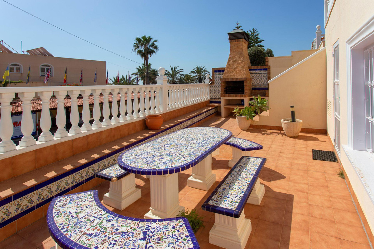 Restaurant te koop in Torrevieja | 4 slaapkamers H5484781