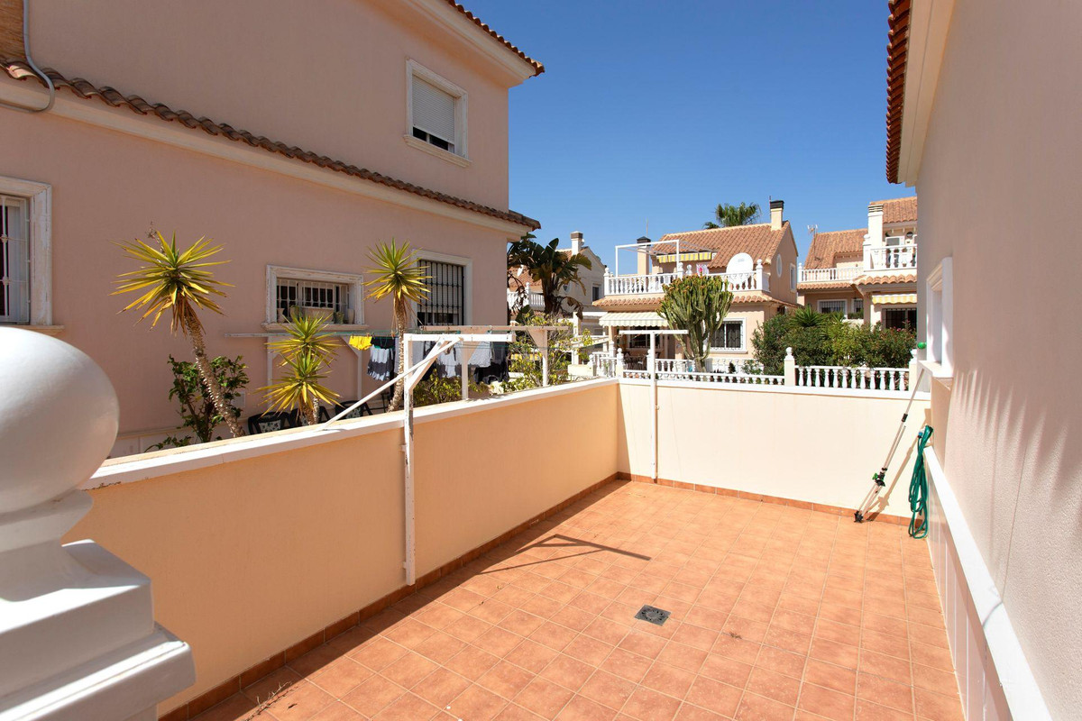 Restaurant te koop in Torrevieja | 4 slaapkamers H5484781