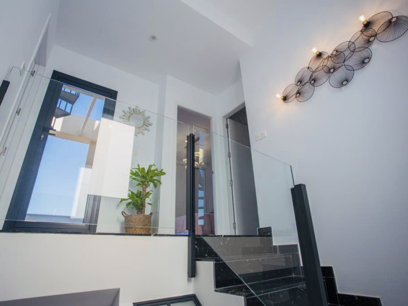 Detached chalet te koop in Los Montesinos | 3 slaapkamers H248363