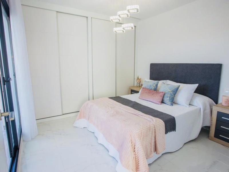 Detached chalet te koop in Los Montesinos | 3 slaapkamers H400098