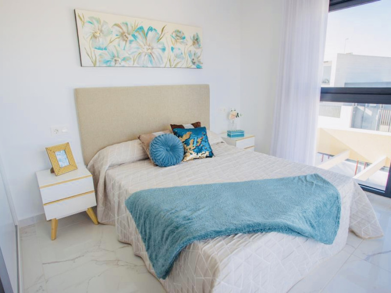 Detached chalet te koop in Los Montesinos | 3 slaapkamers H400098