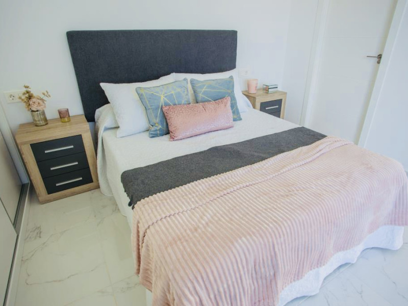 Detached chalet te koop in Los Montesinos | 3 slaapkamers H400098