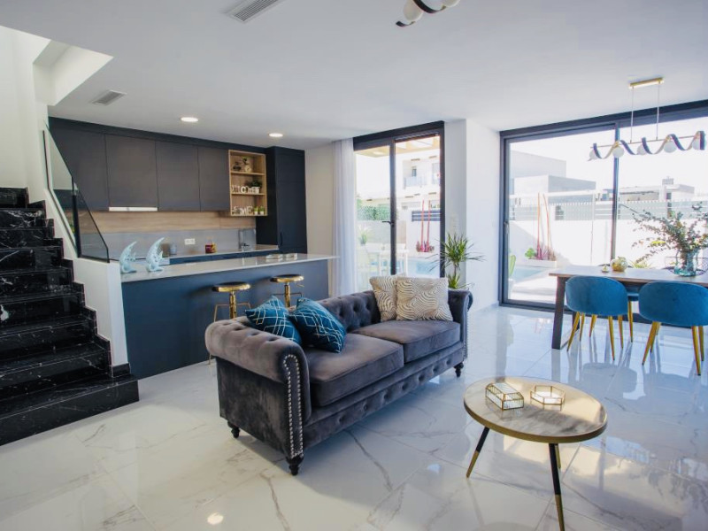 Detached chalet te koop in Los Montesinos | 3 slaapkamers H400098