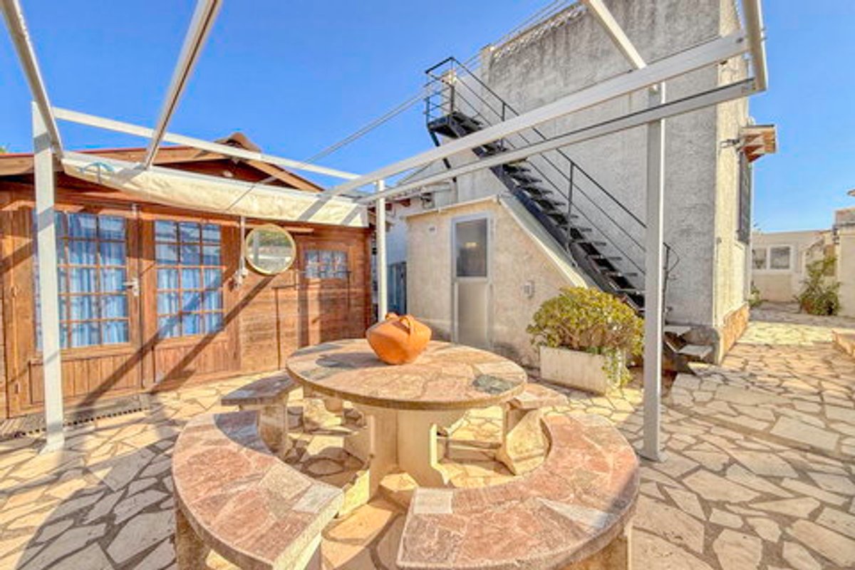 Property main view 16