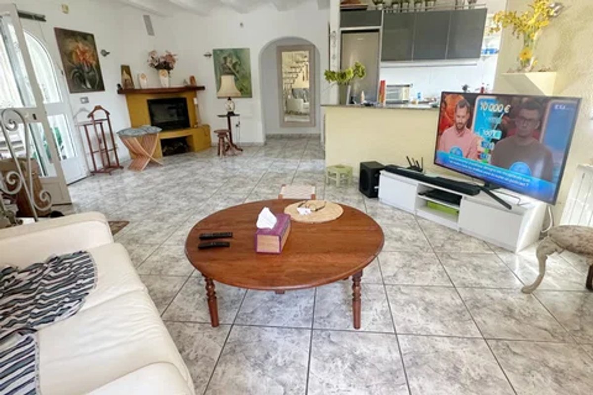 Villa te koop in Els Poblets | 4 slaapkamers HI8226