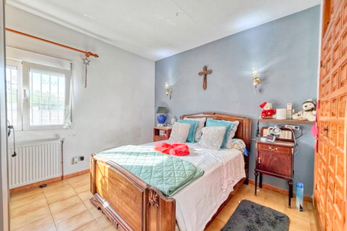 Property main view 32