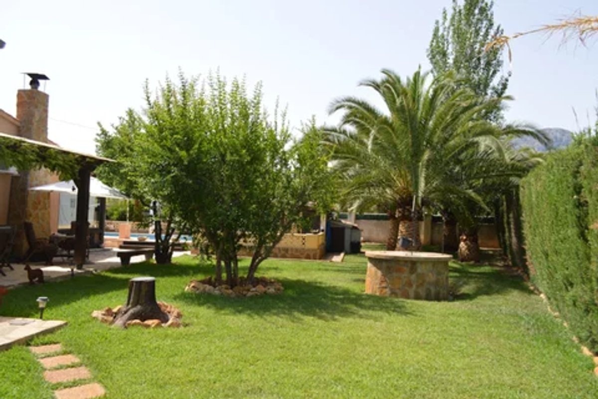 Finca te koop in Jalon | 4 slaapkamers HI9835