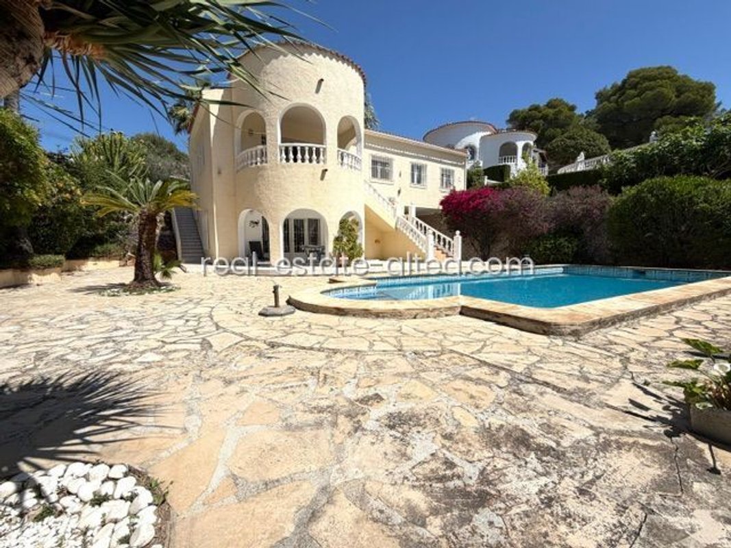 Property main view 4