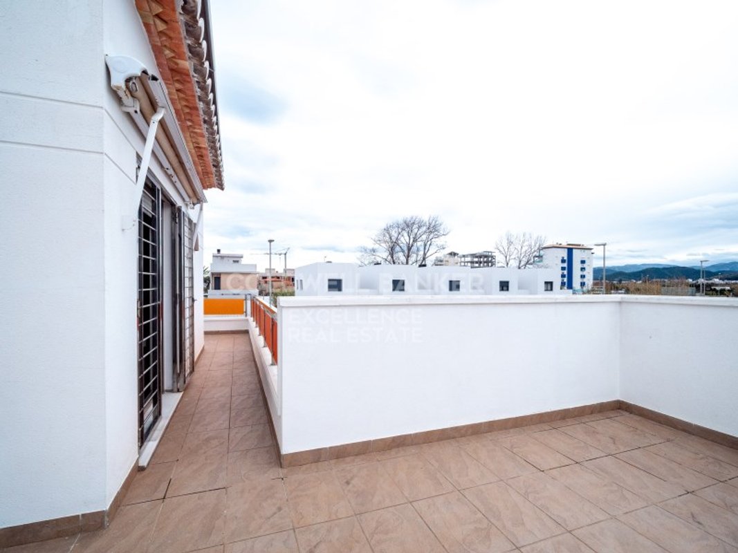 Property main view 44