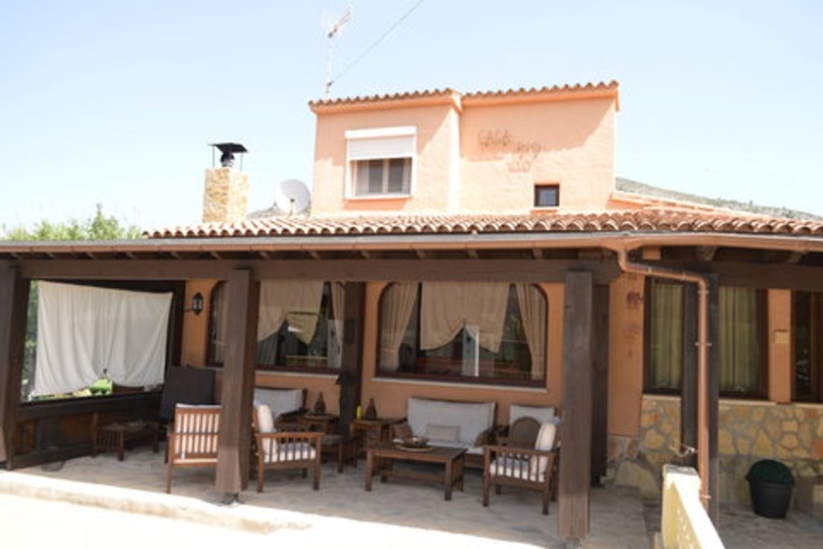 Finca te koop in Jalon | 4 slaapkamers HI9835