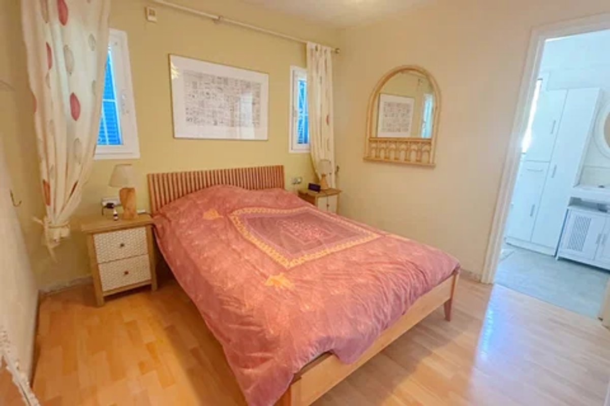 Villa te koop in Els Poblets | 4 slaapkamers HI8226