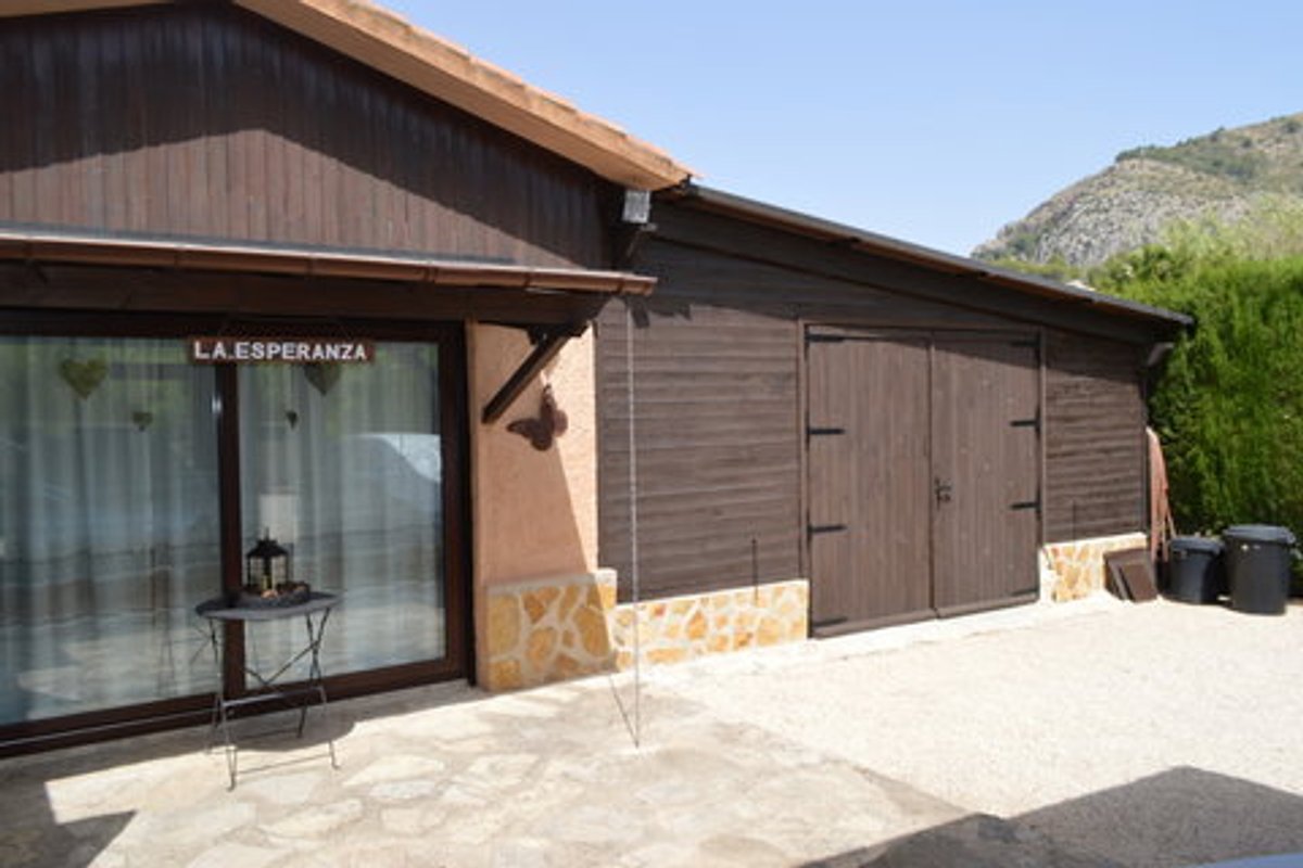 Finca te koop in Jalon | 4 slaapkamers HI9835