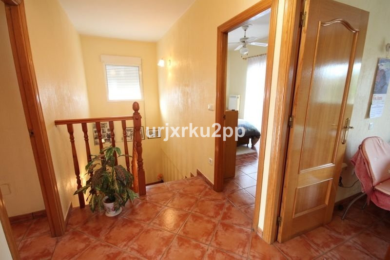Huis te koop in Aguas Nuevas | 5 slaapkamers H4857112