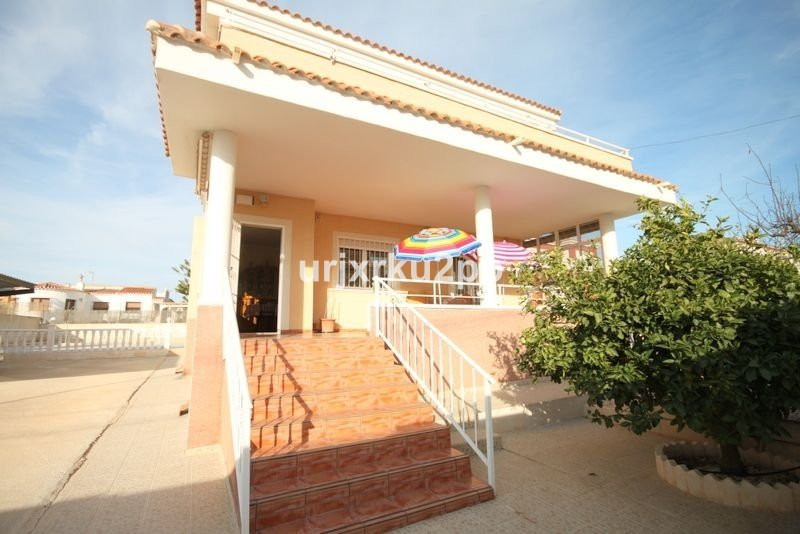 Huis te koop in Aguas Nuevas | 5 slaapkamers H4857112