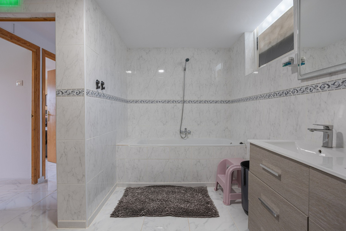 Finca - Cortijo te koop in Albatera | 5 slaapkamers H5221816