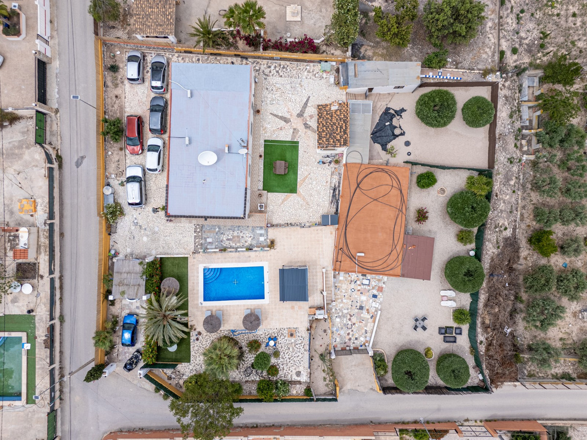 Finca - Cortijo te koop in Albatera | 5 slaapkamers H5221816