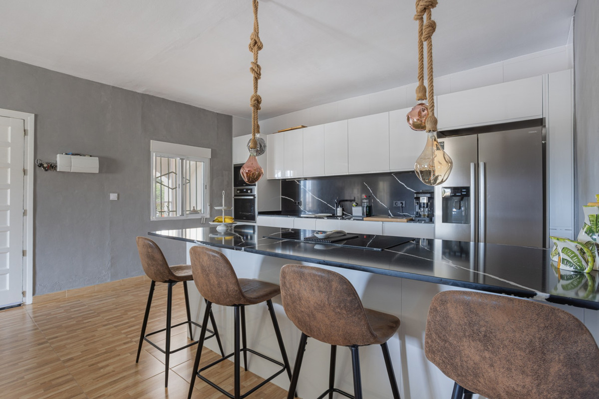 Finca - Cortijo te koop in Albatera | 5 slaapkamers H5221816