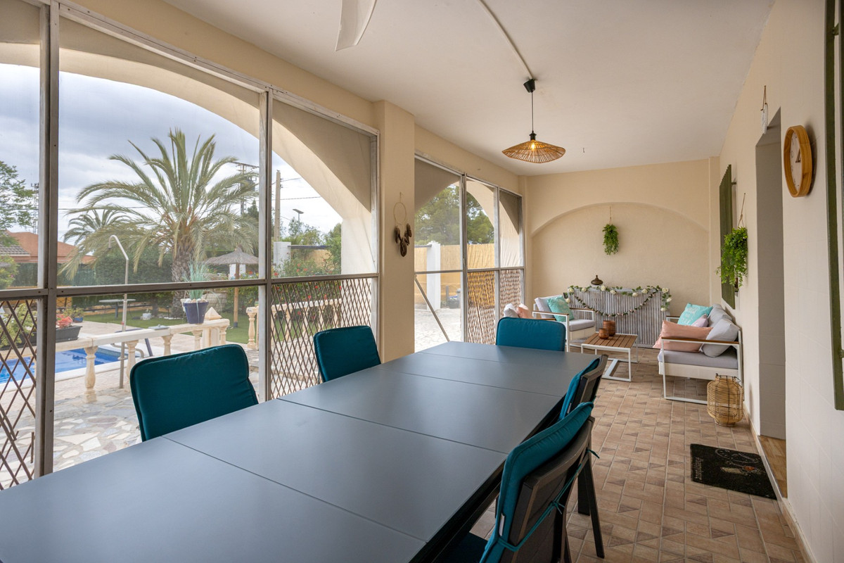 Finca - Cortijo te koop in Albatera | 5 slaapkamers H5221816