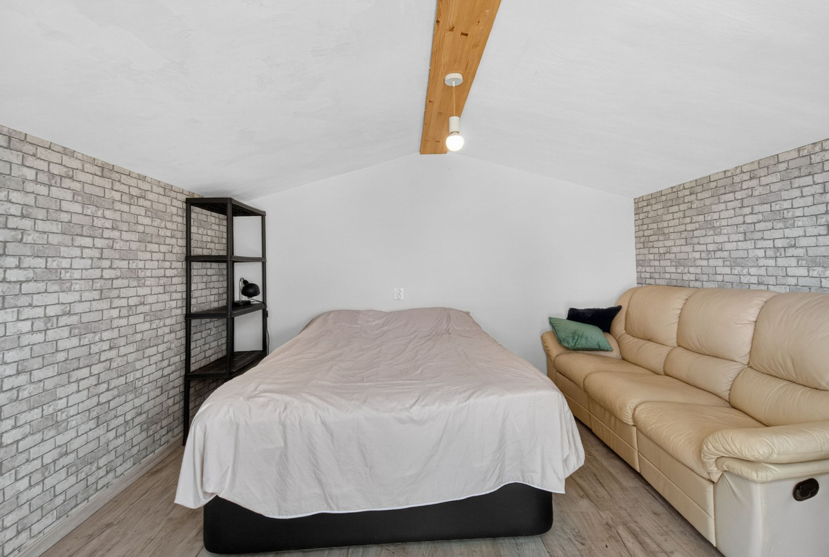 Property main view 33