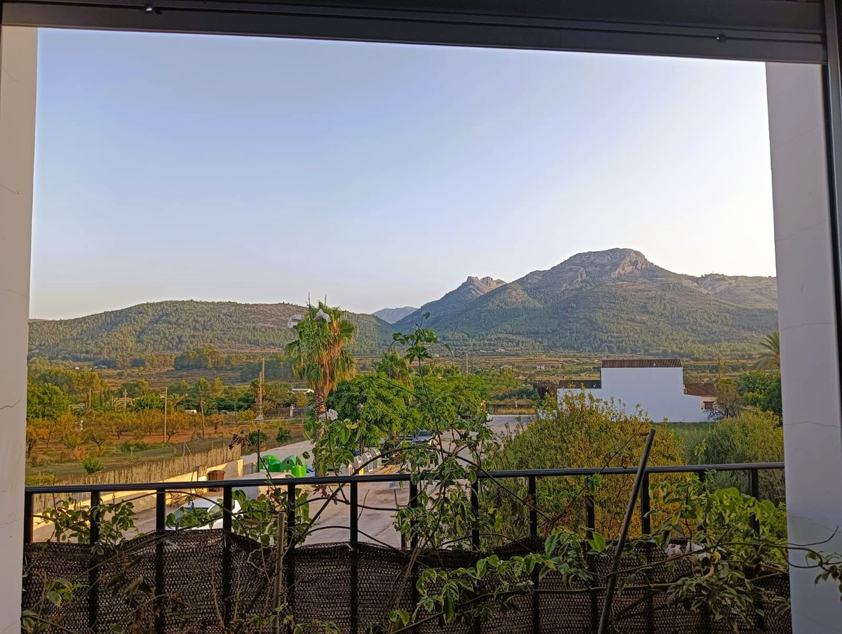 Huis te koop in Alcalali | 3 slaapkamers H5132779