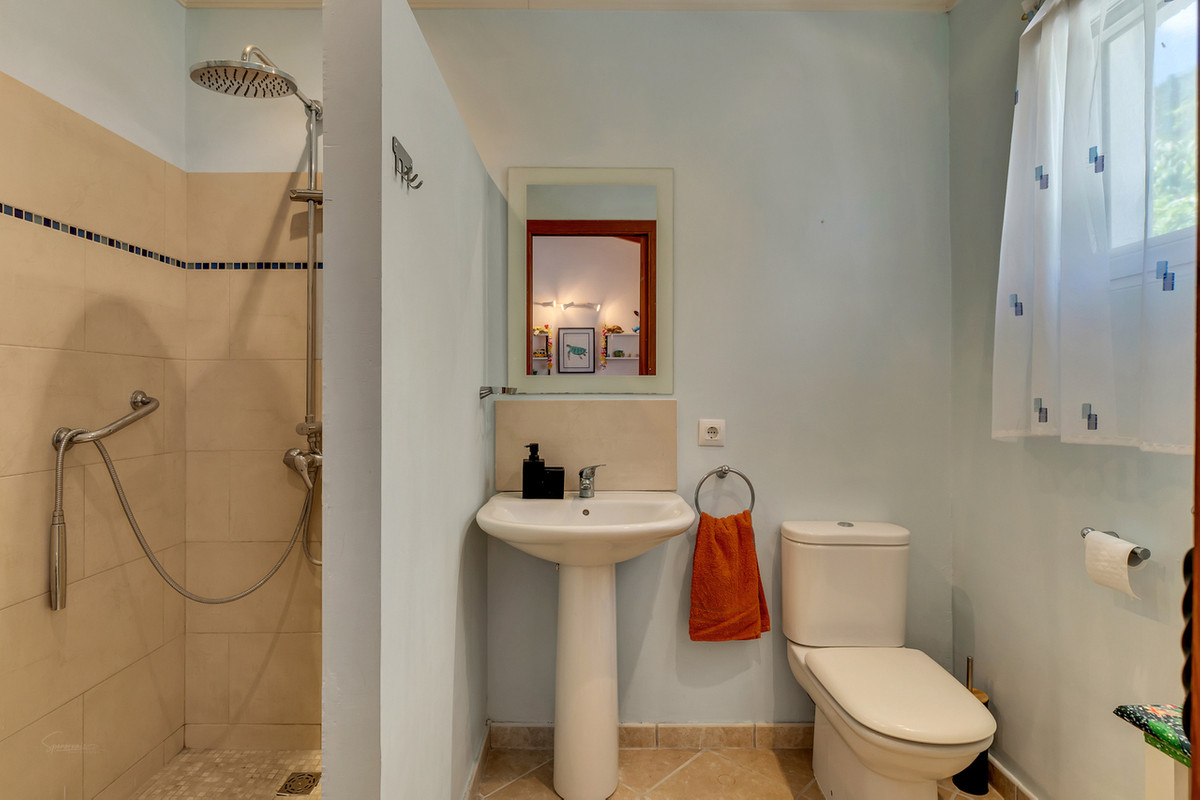 Huis te koop in Alcalali | 3 slaapkamers H5174203