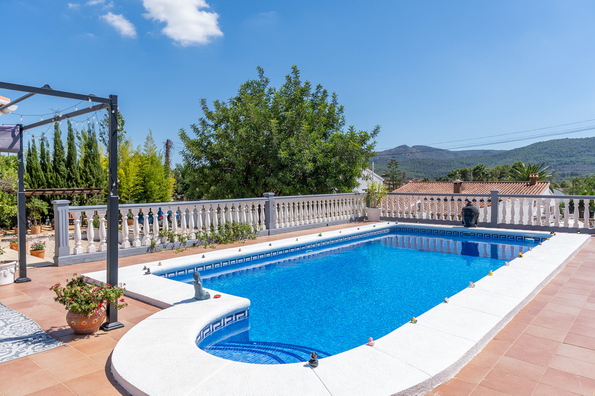 Huis te koop in Alcalali | 3 slaapkamers H5174203