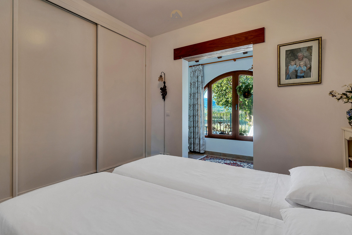 Property main view 30