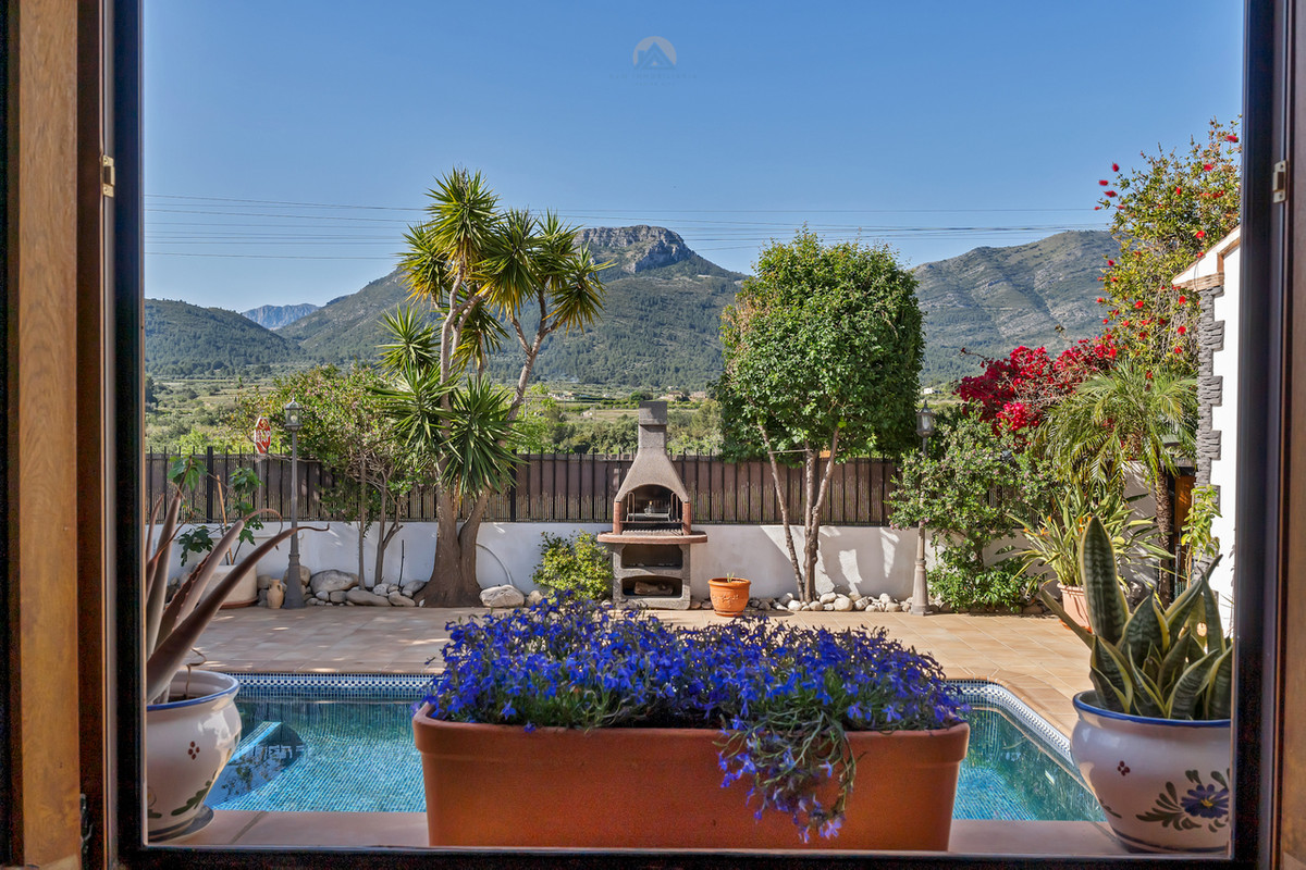 Property main view 33