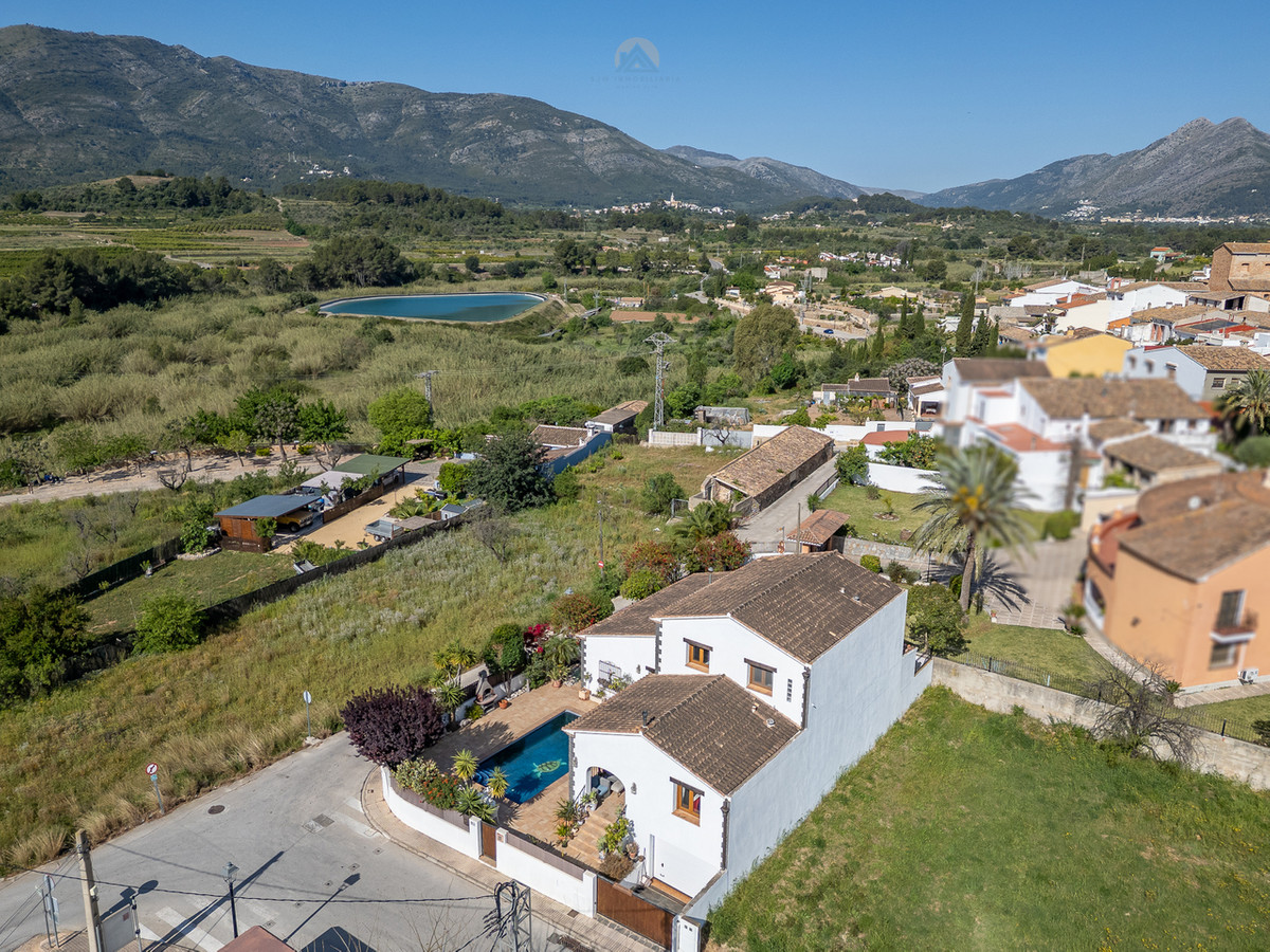 Property main view 40