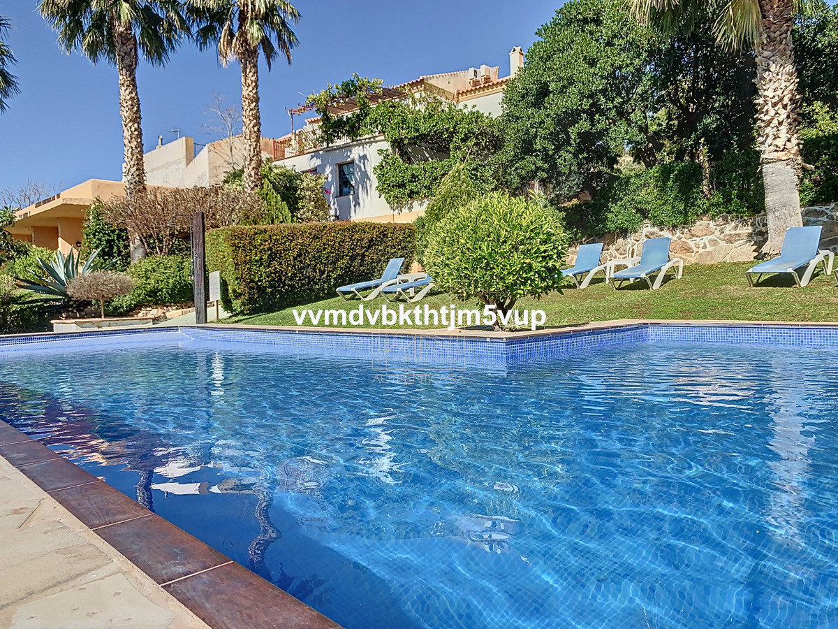 Finca - Cortijo in Alcaucín-1