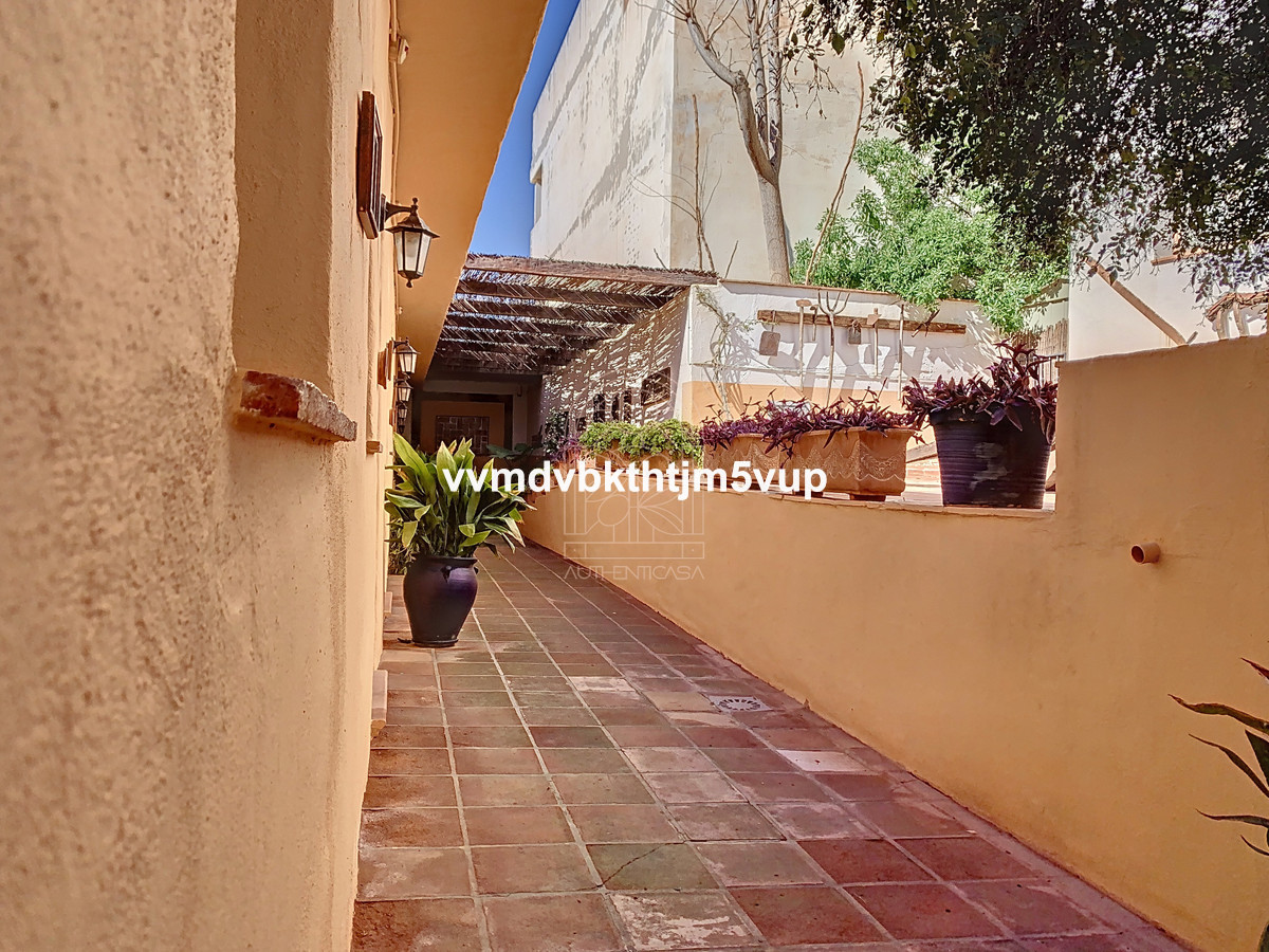 Finca - Cortijo in Alcaucín-14