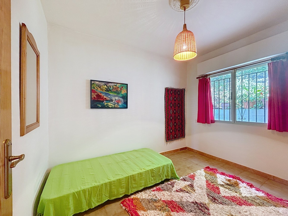  te koop in Alcaucín | 4 slaapkamers H5070583